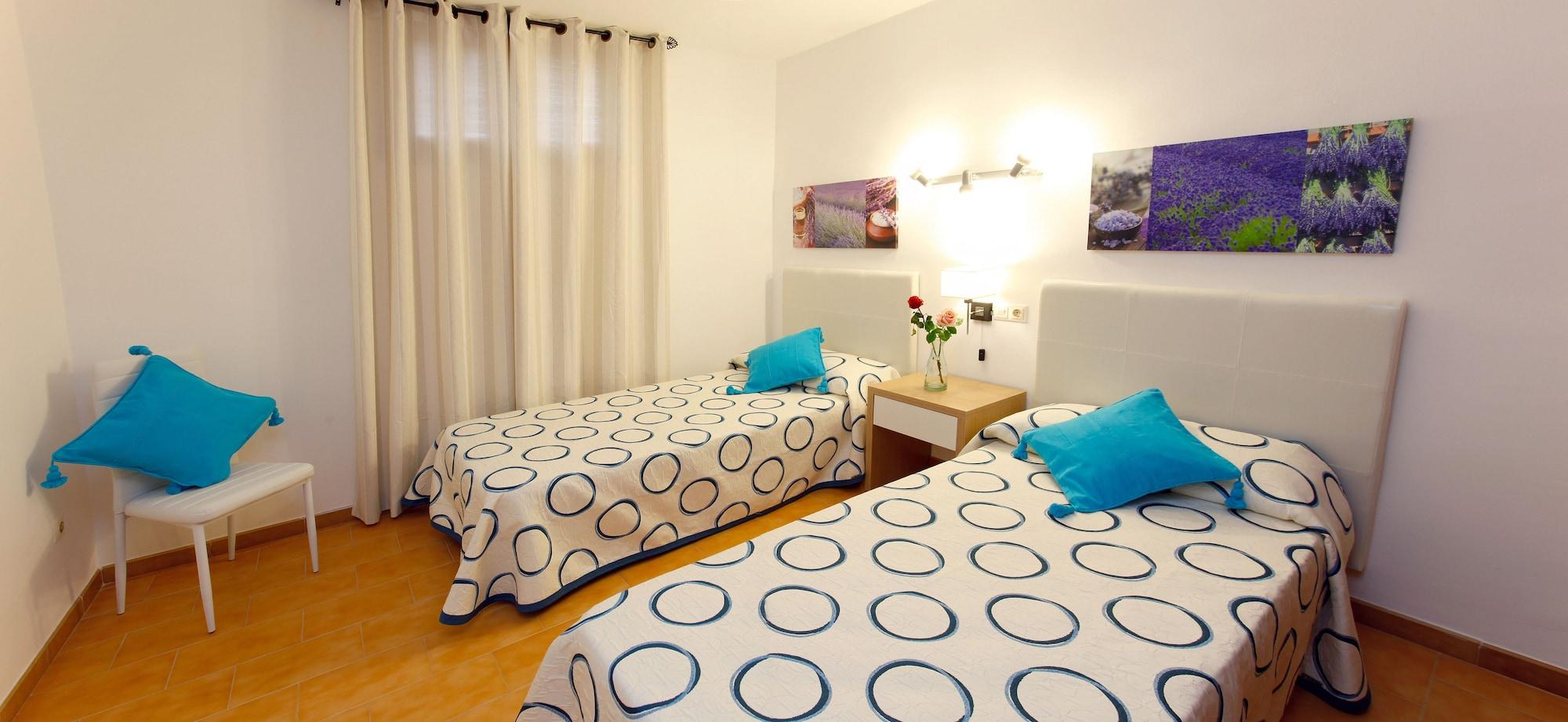 Typic Sandic Apartments Es Cana Dış mekan fotoğraf
