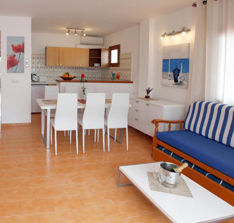 Typic Sandic Apartments Es Cana Oda fotoğraf