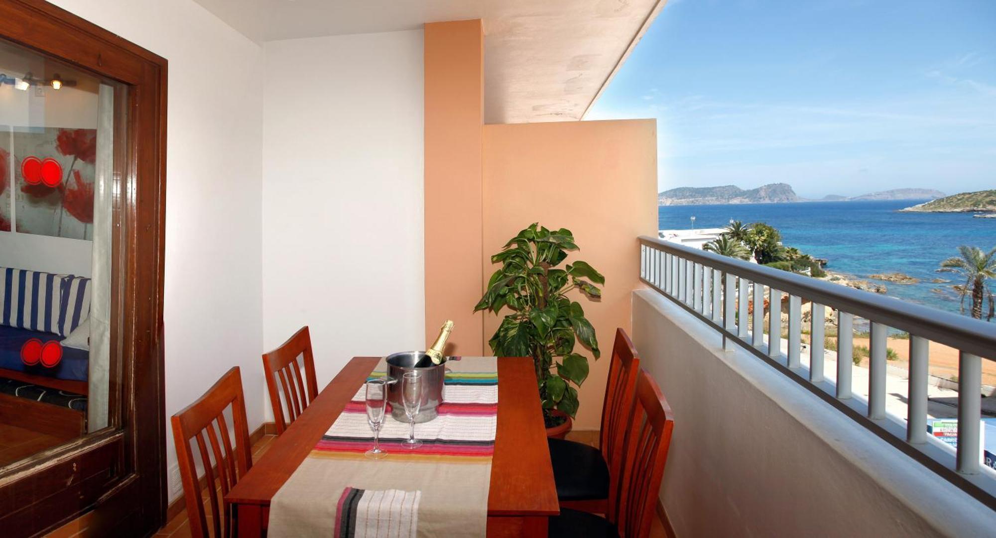 Typic Sandic Apartments Es Cana Dış mekan fotoğraf